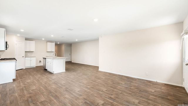 5115 GREYWACKE TRL, San Antonio, TX 78253