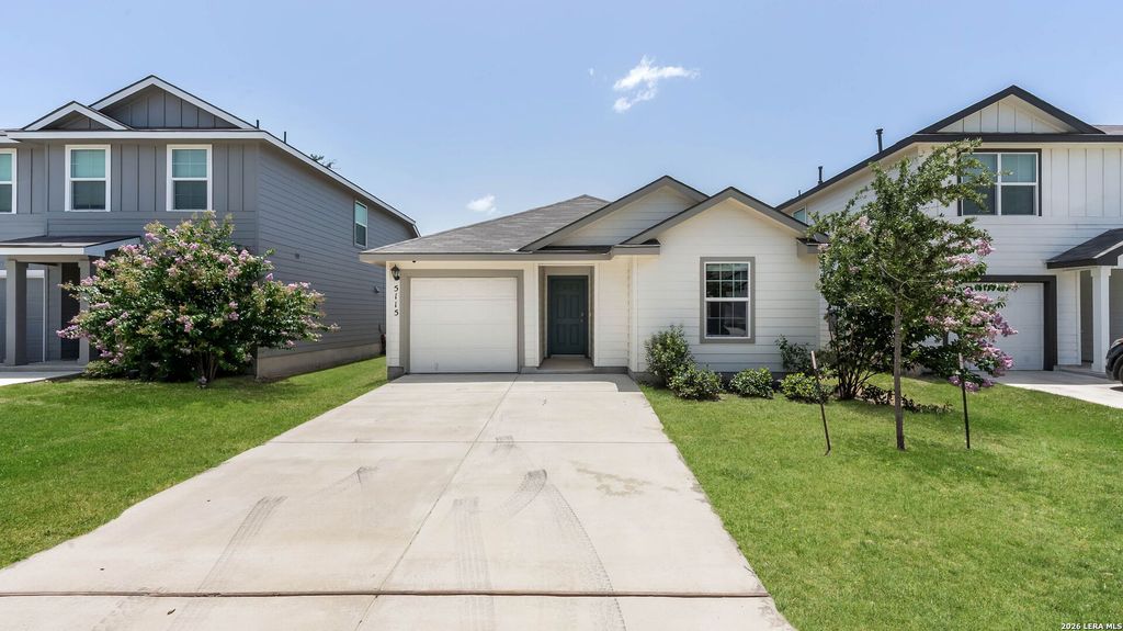 5115 GREYWACKE TRL, San Antonio, TX 78253