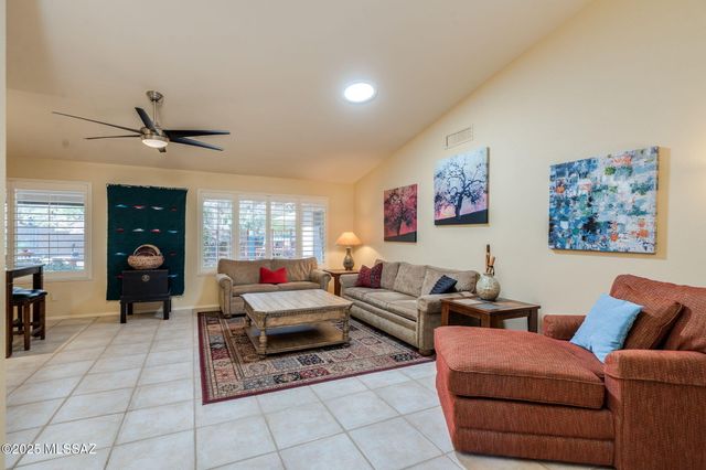 37632 S Mashie Drive, Tucson, AZ 85739