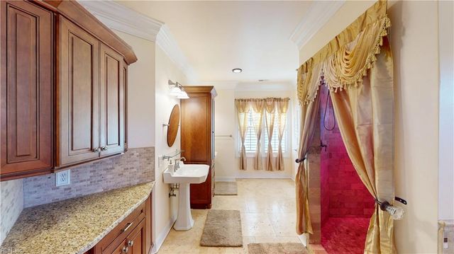 2828 Garland Atwater Jr CT, Virginia Beach, VA 23456