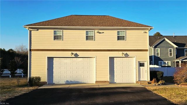 2828 Garland Atwater Jr CT, Virginia Beach, VA 23456