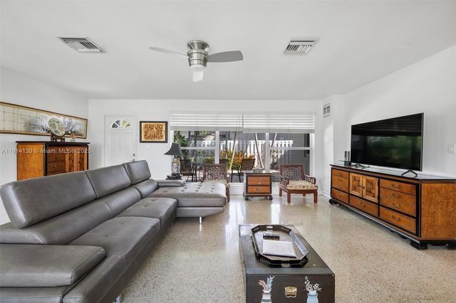 277 Miramar Ave, Lauderdale By The Sea, FL 33308