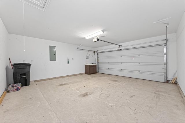 1638 Chart Drive, Crosby, TX 77532