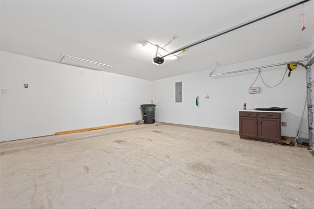 1638 Chart Drive, Crosby, TX 77532