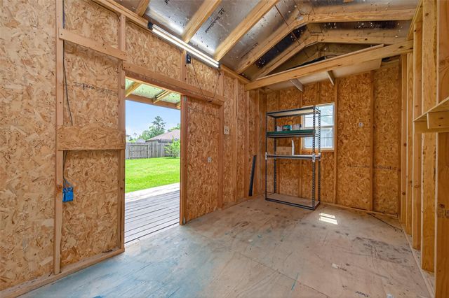 1638 Chart Drive, Crosby, TX 77532