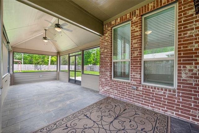 1638 Chart Drive, Crosby, TX 77532