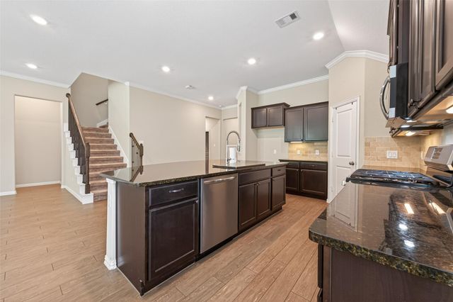 1638 Chart Drive, Crosby, TX 77532