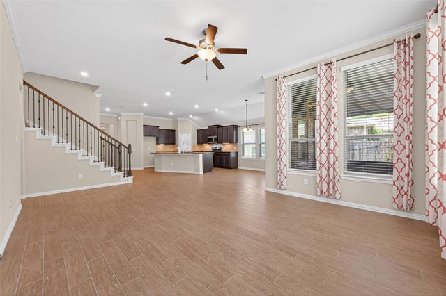 1638 Chart Drive, Crosby, TX 77532