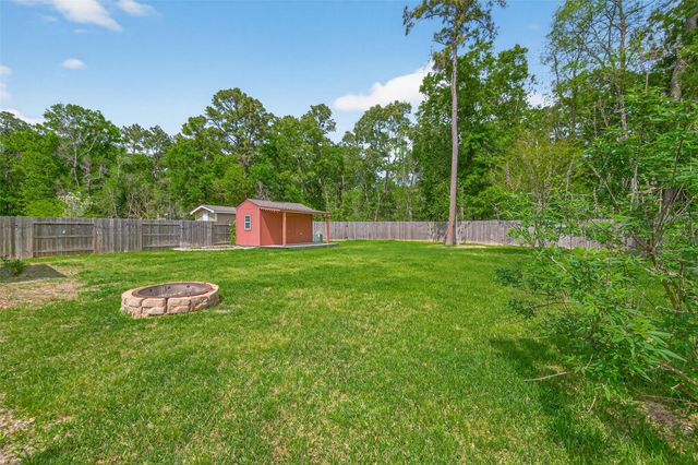 1638 Chart Drive, Crosby, TX 77532