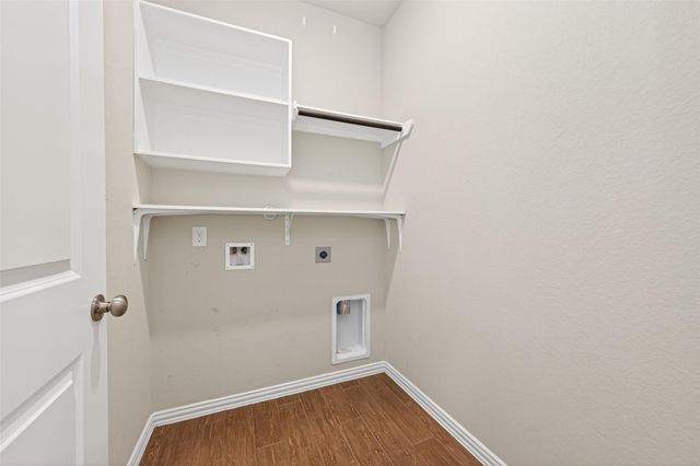 1638 Chart Drive, Crosby, TX 77532