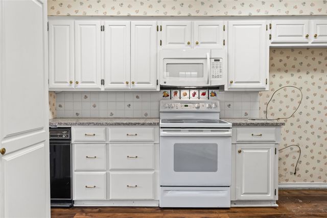 2618 Woodrow Boulevard, Greenville, TX 75402