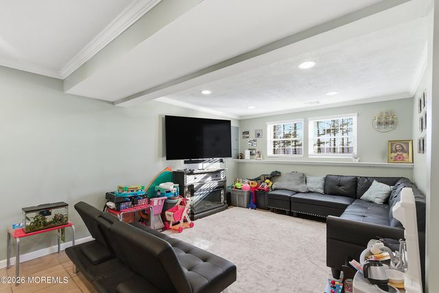 636 Hill Road, Toms River, NJ 08753