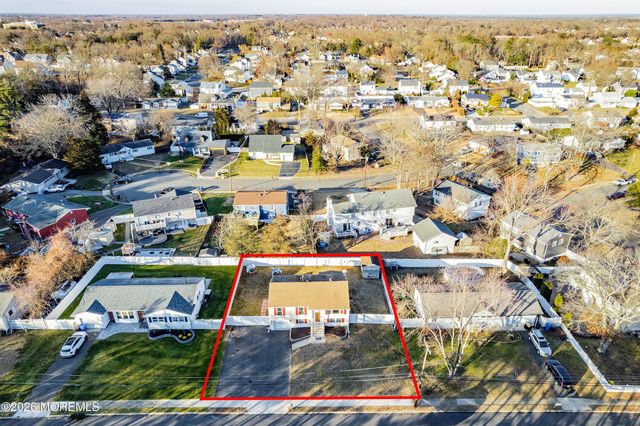 636 Hill Road, Toms River, NJ 08753