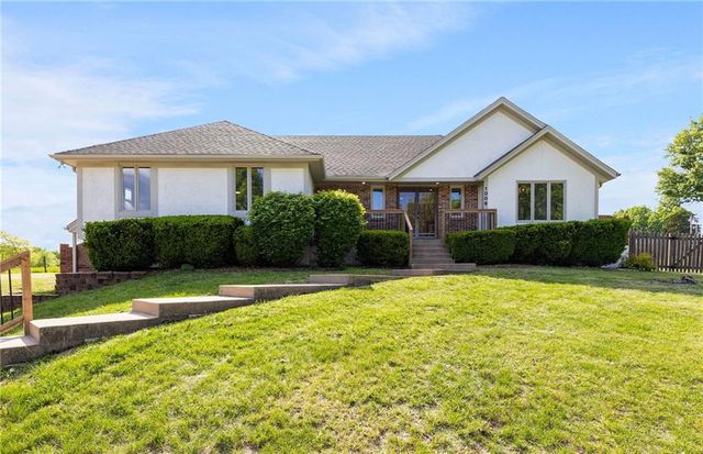 1008 Remington Court, Lee's Summit, MO 64086