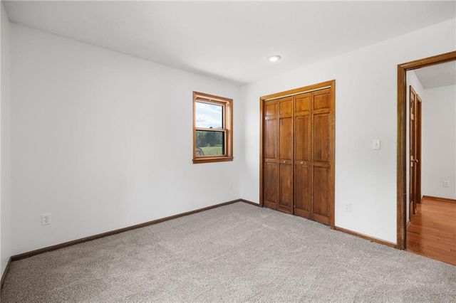 1008 Remington Court, Lee's Summit, MO 64086