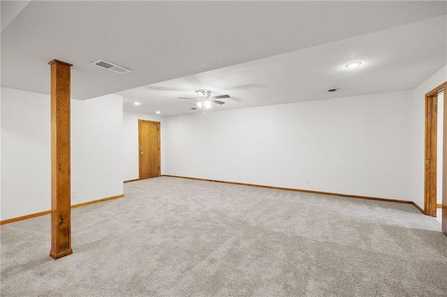 1008 Remington Court, Lee's Summit, MO 64086