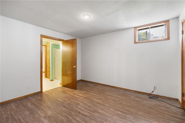 1008 Remington Court, Lee's Summit, MO 64086