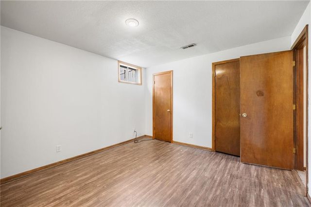 1008 Remington Court, Lee's Summit, MO 64086