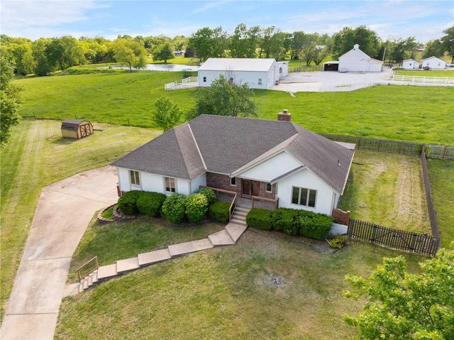 1008 Remington Court, Lee's Summit, MO 64086