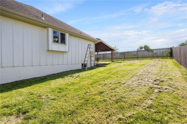 1008 Remington Court, Lee's Summit, MO 64086
