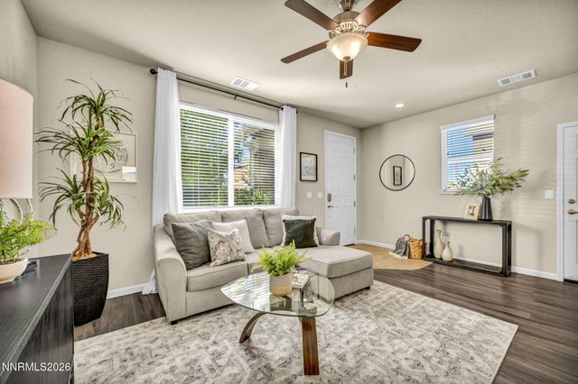 3678 Hollywood Park Drive, Reno, NV 89512