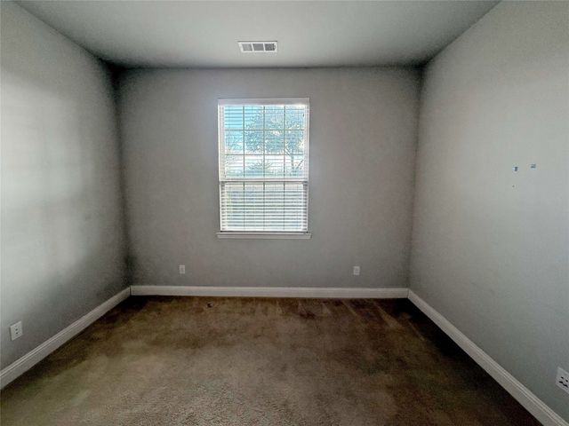 573 W Royal Lane, Irving, TX 75039