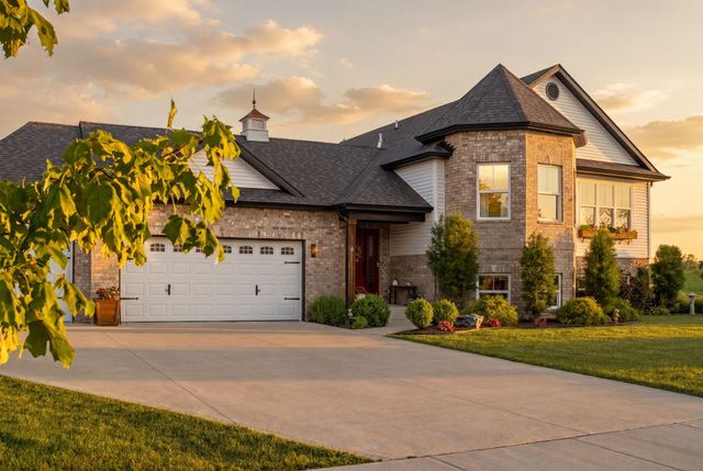 8202 Marshall Street, Merrillville, IN 46410