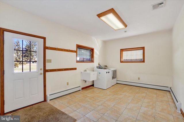 1100 MILLCREEK RD, York, PA 17404