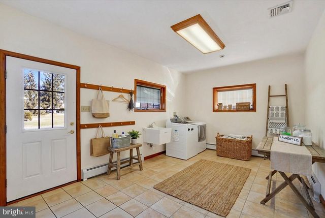 1100 MILLCREEK RD, York, PA 17404