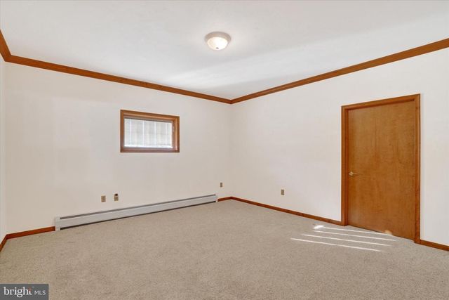 1100 MILLCREEK RD, York, PA 17404