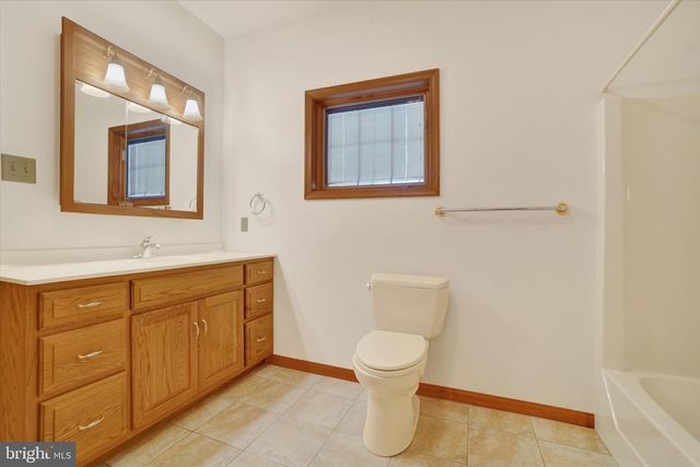 1100 MILLCREEK RD, York, PA 17404