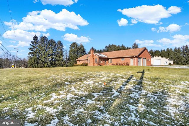 1100 MILLCREEK RD, York, PA 17404