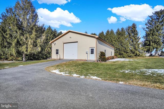 1100 MILLCREEK RD, York, PA 17404