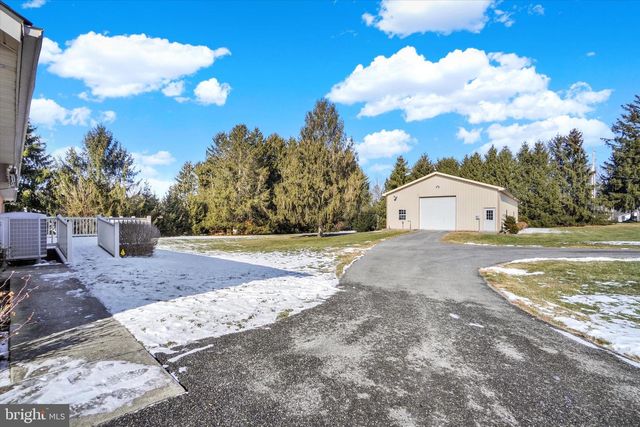 1100 MILLCREEK RD, York, PA 17404