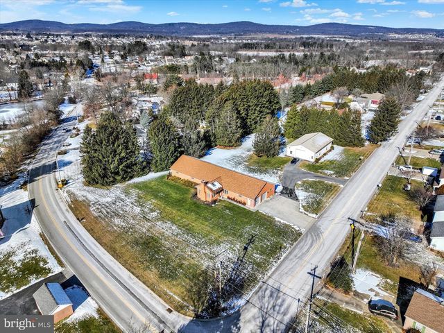 1100 MILLCREEK RD, York, PA 17404