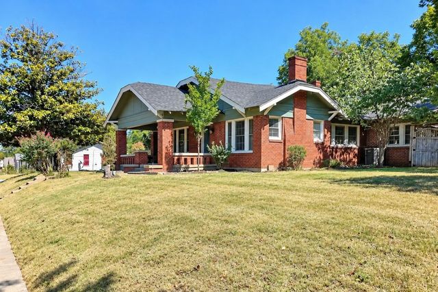 956 E Ramsey Avenue, Fort Worth, TX 76104