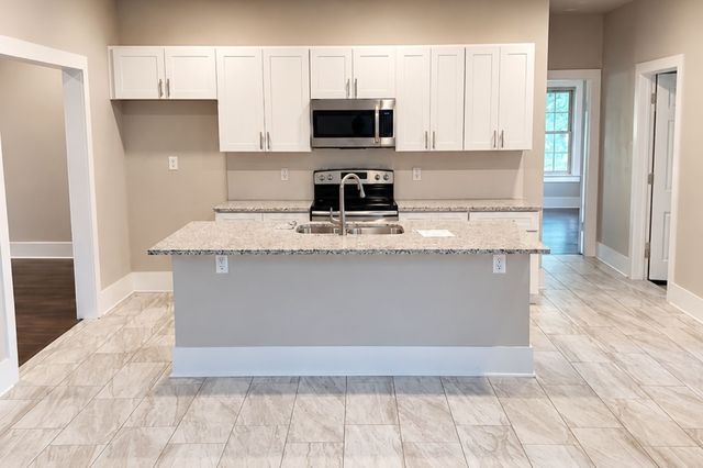 956 E Ramsey Avenue, Fort Worth, TX 76104