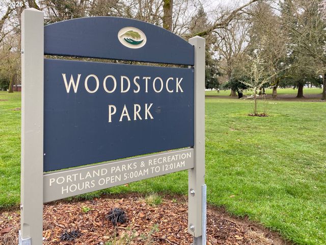 4422 Se 50TH Ave, Portland, OR 97206