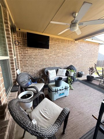5116 Chisholm View Drive, Fort Worth, TX 76123