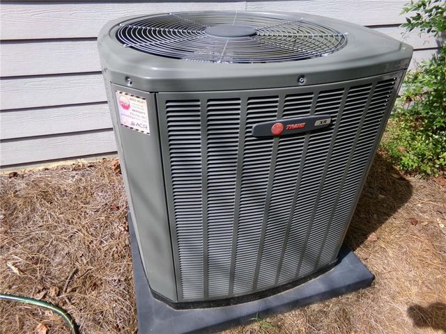 209 Forest Trace, Canton, GA 30115