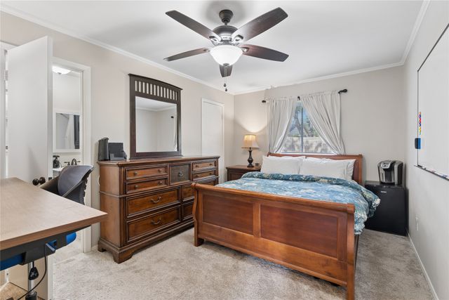 1213 Pin Oak Drive, Denton, TX 76209
