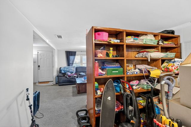 501 Beckley Dr, Midland, TX 79703