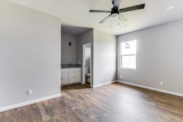 720 N Redbud Ave, Valley Center, KS 67147