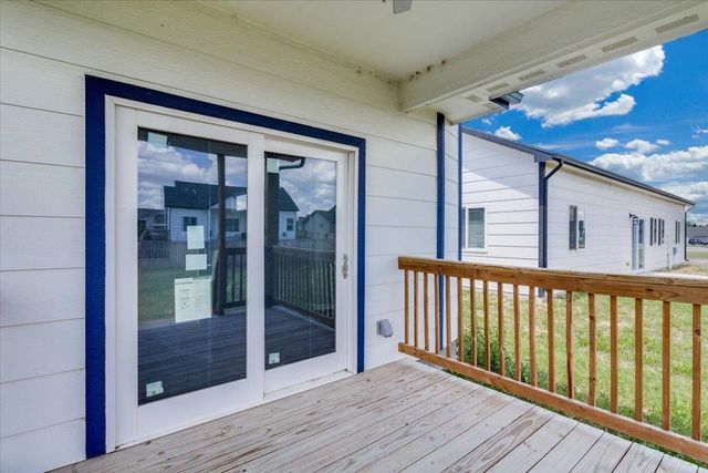 720 N Redbud Ave, Valley Center, KS 67147