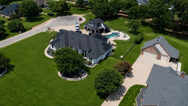 717 Pintail Court, Granbury, TX 76049