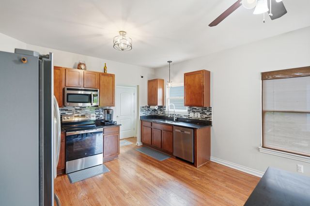 50002 Jackson Lane, Canton, MI 48188