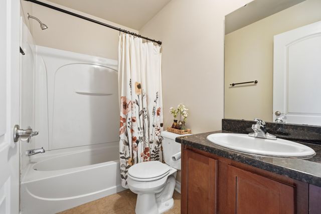 50002 Jackson Lane, Canton, MI 48188