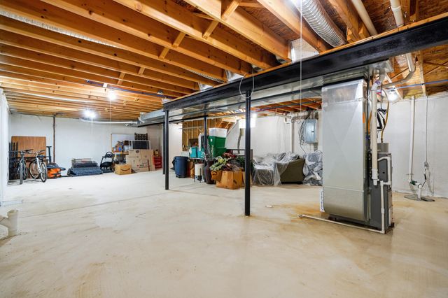 50002 Jackson Lane, Canton, MI 48188