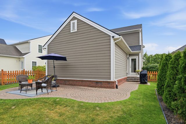 50002 Jackson Lane, Canton, MI 48188
