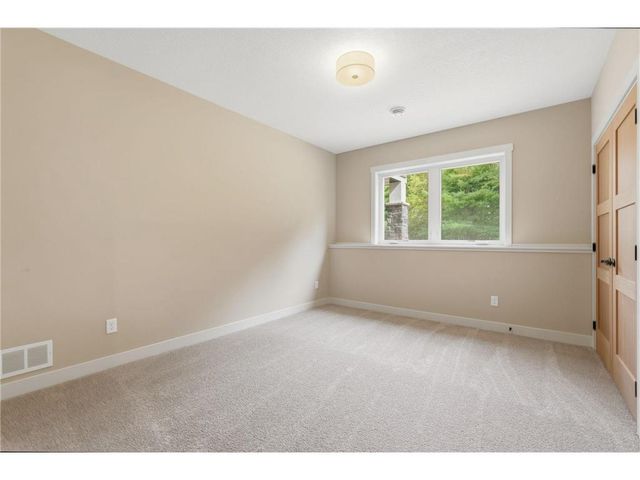 538 Chapman Hills Court, Hudson, WI 54016